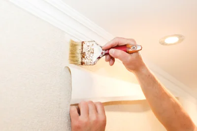 Pose de papier peint au Louroux — revêtements muraux et toiles de verre